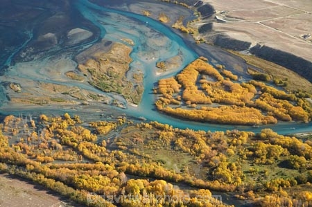 aerial;aerial-photo;aerial-photograph;aerial-photographs;aerial-photography;aerial-photos;aerial-view;aerial-views;aerials;autuminal;autumn;autumn-colour;autumn-colours;Autumn-Willow-Trees;autumnal;braided-river;braided-rivers;Central-Otago;Clutha-River;Clutha-River-Delta;color;colors;colour;colours;creek;creeks;deciduous;delta;deltas;fall;golden;meander;meandering;meandering-river;meandering-rivers;N.Z.;New-Zealand;NZ;Otago;river;river-delta;river-deltas;rivers;S.I.;season;seasonal;seasons;SI;South-Is.;South-Island;stream;streams;tree;trees;Upper-Clutha;willow;willow-tree;willow-trees;willows;yellow