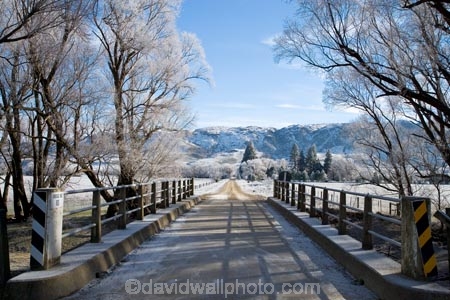 beautiful;bridge;bridges;calm;calmness;Central-Otago;clean;clear;cold;Coldness;Color;Colour;countryside;Daytime;dusty;Exterior;freeze;freezing;freezing-fog;frost;Frosted;frosty;gravel-road;gravel-roads;high-country;hoar-frost;hoar-frosts;Hoarfrost;hoarfrosts;ice;ice-crystals;icy;icy-road;icy-roads;Ida-Valley;idyllic;Landscape;Landscapes;Maniototo;metal-road;metal-roads;metalled-road;metalled-roads;N.Z.;natural;Nature;new-zealand;NZ;Otago;Oturehua;Outdoor;Outdoors;Outside;peaceful;Peacefulness;phenomena;phenomenon;pure;Quiet;Quietness;rime;rime-ice;road;road-bridge;road-bridges;roads;rural;S.I.;Scenic;Scenics;Season;Seasons;SI;silence;slippery-road;slippery-roads;south-island;spectacular;stunning;traffic-bridge;traffic-bridges;tranquil;tranquility;tree;trees;view;water;weather;White;willow;willow-tree;willow-trees;willows;winter;winter-driving;winter-driving-conditions;winter-road;winter-roads;Wintertime;wintery;wintry