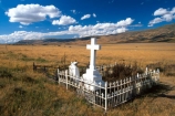 grave;graves;tombstone;tomestones;memorial;remember;cross;white;ironwork;wrought-iron;fence;fenced;alone;isolated;rememberance;goldrush;gold-rush;goldfields;gold-fields;miner;miners