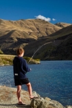 angler;anglers;angling;boy;boys;Cairnmuir-Range;Central-Otago;child;children;Cromwell;Cromwell-Gorge;fisher;fisherman;fishers;fishing;lake;Lake-Dunstan;lakes;leisure;N.Z.;New-Zealand;NZ;Otago;recreation;S.I.;SI;South-Is;South-Island;Sth-Is;water