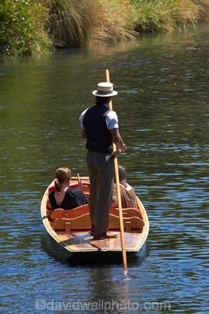 Avon;Avon-River;Avon-River-Avon;boat;boating;boats;Canterbury;Christchurch;Hagley-Park;N.Z.;New-Zealand;NZ;people;person;poler;polers;polling;punt;punter;punters;punting;Punting-on-the-Avon;punts;river;River-Avon;river-rivers;rivers;S.I.;SI;South-Is;South-Island;tourism;tourist;tourists