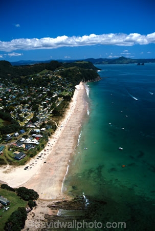 aerials;beachside;coastal;coastline;east-coast;holiday;homes;houses;ocean;oceans;pacific;sea;seascape;settlement;village