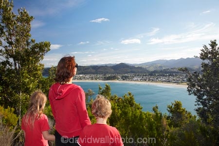 boy;boys;brother;brothers;child;children;Coromandel;Coromandel-Peninsula;families;family;girl;girls;kid;kids;little-boy;little-boys;little-girl;little-girls;lookout;lookouts;mother;N.I.;N.Z.;New-Zealand;NI;North-Is;North-Is.;North-Island;NZ;panorama;panoramas;people;person;scene;scenes;scenic-view;scenic-views;sibling;siblings;sister;sisters;View;viewpoint;viewpoints;views;vista;vistas;Waikato;Whangamata;Whangamata-Beach;Whangamata-Harbor;Whangamata-Harbour