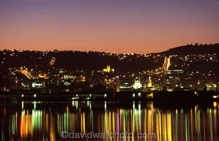 harbor;harbour;waterfront;port;skyline;sky-scrapers;offices;blocks;highrise;cbd;central;cityscape;business;district;water;night;reflect;reflections;reflection;lights