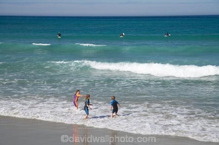 child;children;children-swimming;coast;coastal;coastline;coastlines;coasts;Dunedin;foreshore;N.Z.;New-Zealand;NZ;ocean;Otago;play;playing;sea;shore;shoreline;shorelines;shores;South-Is;South-Is.;South-Island;surfer;surfers;water;wave;waves