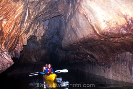 sea;kayak;kayaks;canoe;canoes;cave;caves;dark;ocean;kayakers;stalagtite;stalagmite;beach;sand;beaches;exotic;awesome;scenic;paddle;paddles;adventure;adventurous;tourism;tourists;tourist;exciting;exploring;explore;explorers;cavers;caving