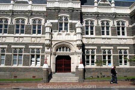 Court;Courts;courthouse;Dunedin;historic;colonial;entrance;window;windows;gate;red;brick;stone;grey