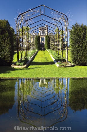 arch;architecture;archway;building;buildings;castle;castles;Dunedin;fountain;fountains;grand;historic;historical;history;Larnach-Castle;larnachs-castle;larnachs-castle;manor;New-Zealand;old;otago-peninslar;Otago-Peninsula;pergola;pond;ponds;South-Island;trellis