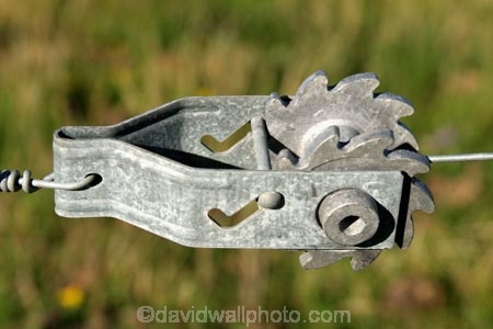 8;agriculture;Countryside;Daytime;farm;farming;farmland;farms;fence;fence-line;fence-lines;fence-strainer;fence-strainers;fence_line;fence_lines;fenceline;fencelines;fences;field;fields;invention;inventions;meadow;meadows;number-8;number-eight;Outdoor;Outdoors;Outside;paddock;paddocks;pasture;pastures;Rural;strain;strainer;strainers;tension;wire