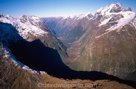 aerials;beautiful;beauty;clinton-canyon;fiordland-national-park;glacial-valley;great-walks;hike;hikes;hiking;majestic;middle-earth;mountain;mountains;natural;nature;peak;peaks;ridge;ridge-line;ridge_line;ridgeline;scene;scenic;south-west;southland;summit;summits;te-wahipounamu-south_west-new;te-wahipounamu-south_west-new;tracks;tramp;tramping;tramps;valleys;walk;walking;walks;water