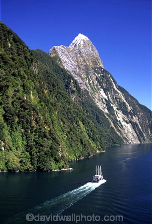 aerials;beautiful;beauty;bluff;bluffs;boat;boats;calm;calmness;cliff;cliffs;coast;coastal;coastline;fiord;fiordland;fiordland-national-park;fiords;fjord;fjords;grandeur;majestic;majesty;middle-earth;milford-sound;mitre-peak;mountain;mountains;natural;nature;new-zealand;peak;peaks;reflection;reflections;scene;scenery;scenic;sea;snow;snowy;sounds;sounds,;south-west;southland;still;stillness;summit;summits;te-wahipounamu-south_west-new-zealand-world-hertitage-area;te-waihipounamusouth-west-new-zealand-world-heritage-site;tourism;tourist;tourists;water