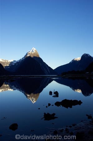 beautiful;beauty;bluff;bluffs;calm;calmness;cliff;cliffs;coast;coastal;coastline;fiord;fiordland;Fiordland-National-Park;fiords;fjord;fjords;majestic;middle-earth;Milford-Sound;Mitre-Peak;mountain;mountains;natural;nature;New-Zealand;peak;peaks;reflection;reflections;scene;scenic;sea;snow;snowy;sounds;South-Island;south-west;southland;still;stillness;summit;summits;te-wahipounamu;te-wahipounamu-south_west-new;water;world-heirtage-site;world-heritage-area