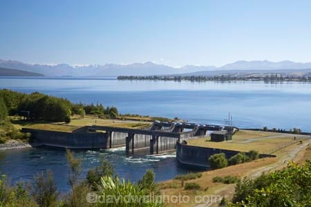 control-gate;control-gates;electricity-generation;electricity-scheme;Fiordland;hydro-generation-scheme;hydro-power-scheme;lake;Lake-Te-Anau;lakes;N.Z.;New-Zealand;NZ;power-generation;river;rivers;S.I.;SI;South-Island;Southland;Te-Anau;Waiau-River