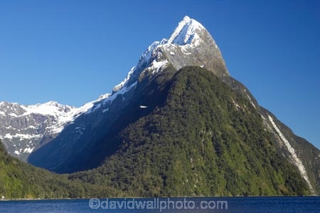 coast;coastal;coastline;fiord;fiordland;Fiordland-N.P;Fiordland-National-Park;Fiordland-NP;Fiords;Fjord;Fjords;foreshore;island;kb1a5550;milford;milford-sound;mitre;mitre-peak;mountain;mountain-peak;mountains;N.Z.;national;national-park;National-parks;new;new-zealand;NZ;park;peak;peaks;S.I.;shore;shoreline;SI;snow;snow-capped;snow_capped;snowcapped;sound;sounds;south;South-Is.;South-Island;south-west-new-zealand-world-her;Southland;summit;summits;te-wahipounamu;te-wahipounamu-south_west-new;World-Heritage-Area;World-Heritage-Site;zealand