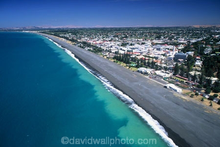 coast;coastal;coastline;shore;shoreline;beach;beaches;black-sand;sea;ocean;pacific