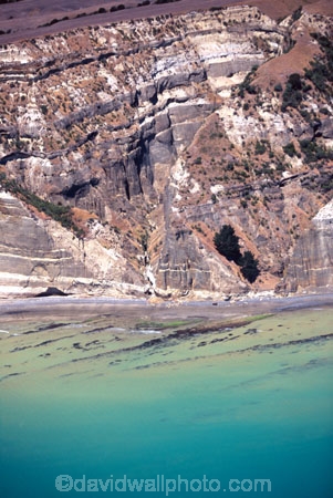 aerials;aerials;white-cliffs;cliff;mudstone;sandstone;sand_stone;sand-stone;bluff;bluffs;coast;coastal;coasatline;shore;shoreline;point;promontory;hawke-bay;pacific-ocean