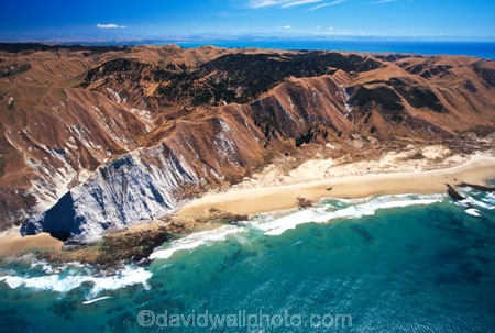aerials;white-cliffs;cliff;mudstone;sandstone;sand_stone;sand-stone;bluff;bluffs;coast;coastal;coasatline;shore;shoreline;point;promontory;hawke-bay;pacific-ocean