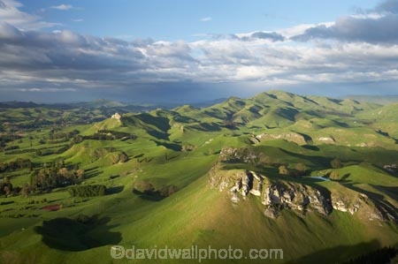 agricultural;agriculture;country;countryside;farm;farming;farmland;farms;field;fields;geological;geology;grass;green;Hawkes-Bay;Hawkes-Bay;Kohinurakau-Ra;Kohinurakau-Range;lush;meadow;meadows;Mount-Erin;Mt-Erin;Mt.-Erin;N.I.;N.Z.;New-Zealand;NI;North-Is;North-Is.;North-Island;NZ;paddock;paddocks;pasture;pastures;rock;rock-formation;rock-formations;rock-outcrop;rock-outcrops;rock-tor;rock-torr;rock-torrs;rock-tors;rocks;rural;season;seasonal;seasons;spring;springtime;stone;Tukituki-River-Valley;verdant