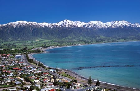 bay;bays;coast;mountain;mountains;ocean;range;ranges;sea;snow;tourism;tourist;tourists;township