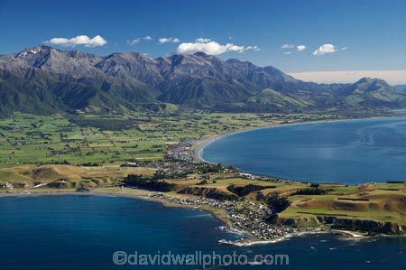 aerial;aerial-photo;aerial-photography;aerial-photos;aerial-view;aerial-views;aerials;agricultural;agriculture;coast;coastal;coastline;coastlines;coasts;country;countryside;farm;farming;farmland;farms;field;fields;Kaikoura;Kaikoura-Peninsula;Kaikoura-Peninsular;Marlborough;meadow;meadows;N.Z.;New-Zealand;NZ;ocean;paddock;paddocks;pasture;pastures;rural;S.I.;sea;Seaward-Kaikoura-Range;Seaward-Kaikoura-Ranges;shore;shoreline;shorelines;shores;SI;South-Bay;South-Island;water