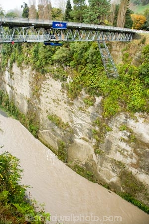 bluff;bluffs;bridge;bridges;bungy-bridge;cliff;cliffs;Mokai-Canyon;Mokai-Gravity-Canyon;Mokai-Road;mountainside;mountainsides;muddy;N.I.;N.Z.;New-Zealand;NI;North-Island;NZ;Rangitikei;Rangitikei-Gorge;Rangitikei-River;river;rivers;road-bridge;road-bridges;steep;traffic-bridge;traffic-bridges
