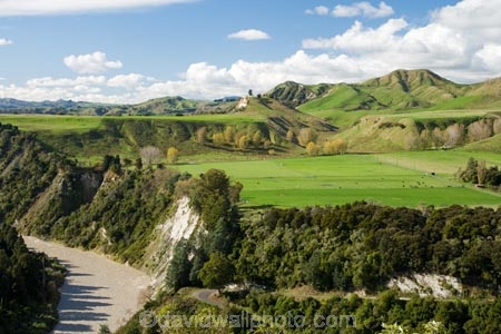 agricultural;agriculture;country;countryside;farm;farming;farmland;farms;field;fields;Mangaweka;meadow;meadows;N.I.;N.Z.;New-Zealand;NI;North-Island;NZ;paddock;paddocks;pasture;pastures;Rangitikei;Rangitikei-River;river;rivers;rural
