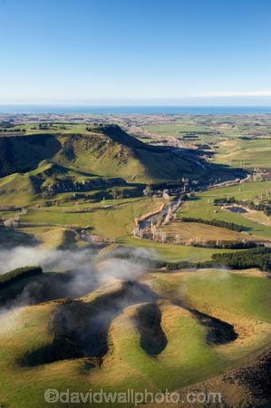 aerial;aerial-photo;aerial-photograph;aerial-photographs;aerial-photography;aerial-photos;aerial-view;aerial-views;aerials;agricultural;agriculture;Canterbury;cloud;clouds;cloudy;country;countryside;Evans-Crossing;farm;farming;farmland;farms;field;fields;fog;foggy;fogs;meadow;meadows;mist;mists;misty;Mount-Horrible;Mt-Horrible;Mt.-Horrible;N.Z.;New-Zealand;NZ;paddock;paddocks;Pareora-River;pasture;pastures;rural;S.I.;SI;South-Canterbury;South-Is;South-Island