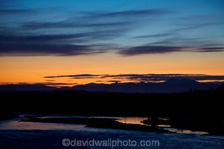braided-river;braided-rivers;Canterbury;country;countryside;creek;creeks;dusk;evening;meander;meandering;meandering-river;meandering-rivers;N.Z.;New-Zealand;nightfall;North-Otago;NZ;orange;river;rivers;rural;S.I.;SI;sky;South-Canterbury;South-Is.;South-Island;stream;streams;sunset;sunsets;twilight;Waitaki-District;Waitaki-Region;Waitaki-River;water