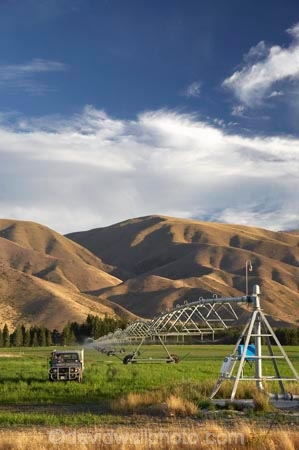 agicultural-machine;agricultural;agriculture;automatic-irrigation;Benmore-Range;Canterbury;centre-pivot-irrigation;country;countryside;crop;crops;cultivation;farm;farm-equipment;farm-implements;farm-machinery;farming;farmland;farms;field;fields;grow;growing;horticulture;irrigate;irrigated-land;irrigation;irrigation-equipment;irrigation-scheme;irrigator;machine;machines;Mackenzie;Mackenzie-Country;meadow;meadows;mobile-irrigation;N.Z.;New-Zealand;NZ;paddock;paddocks;pasture;pastures;pivoting-boom-irrigation;rotary-irrigation;rural;South-Canterbury;South-Island;spray;sprays;sprinkers;sprinkler