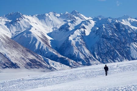 alone;alp;alpine;alpine-resort;alpine-resorts;alpne;alps;altitude;Canterbury;cold;freeze;freezing;Hall-Range;high-altitude;hike;hiker;hikers;hiking;lone;lonely;Mackenzie-Country;mount;mountain;mountain-peak;mountainous;mountains;mountainside;mt;mt.;N.Z.;New-Zealand;NZ;peak;peaks;people;person;range;ranges;Round-Hill-Ski-Area;Round-Hill-Ski-Field;Roundhill-Ski-Area;Roundhill-Ski-Field;S.I.;season;seasonal;seasons;SI;ski;ski-field;ski-fields;ski-resort;ski-resorts;skifield;skifields;skiing;slope;slopes;snow;snow-capped;snow_capped;snowcapped;snowy;solitary;solo;South-Canterbury;South-Is;South-Island;southern-alps;summit;summits;Tekapo-Ski-Area;Tekapo-Ski-Field;trek;treker;trekers;treking;trekker;trekkers;trekking;Two-Thumb-Range;walk;walker;walkers;walking;white;winter;winter-resort;winter-resorts;winter-sport;winter-sports;wintery