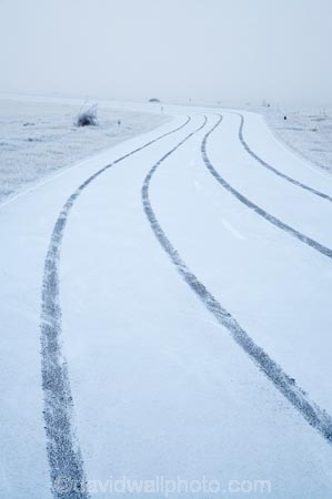 beautiful;bend;bends;calm;calmness;centre-line;centre-lines;centre_line;centre_lines;centreline;centrelines;Chill;Chilled;Chilly;clean;clear;cold;Coldness;Color;Colour;corner;corners;danger;Dangerous;Daytime;driving;Exterior;extreme-weather;freeze;Freezing;freezing-fog;frost;Frosted;Frosty;frozen;high-country;highway;highways;hoar-frost;hoar-frosts;Hoarfrost;hoarfrosts;ice;ice-crystals;Ice_cold;icy;idyllic;Landscape;Landscapes;mackenzie;mackenzie-country;N.Z.;natural;Nature;New-Zealand;NZ;open-road;open-roads;Outdoor;Outdoors;Outside;peaceful;Peacefulness;phenomena;phenomenon;pure;Quiet;Quietness;rime;rime-ice;road;road-trip;roads;S.I.;Scenic;Scenics;season;seasonal;seasons;SI;silence;slippery;slippery-road;Snowy;South-Canterbury;South-Is;south-island;spectacular;stunning;tranquil;tranquility;transport;transportation;Transports;Travel;Traveling;Travelling;Travels;trip;Trips;Twizel;view;water;weather;White;winter;winter-driving;Winter-driving-conditions;Wintertime;wintery;wintry