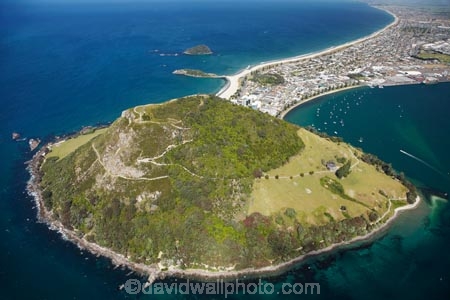 aerial;aerial-photo;aerial-photograph;aerial-photographs;aerial-photography;aerial-photos;aerial-view;aerial-views;aerials;Bay-of-Plenty;coast;coastal;coastline;coastlines;coasts;extinct-volcano;extinct-volcanoes;foreshore;harbor;harbors;harbour;harbours;Mauao;Mount-Maunganui;Mt-Maunganui;Mt.-Maunganui;N.I.;N.Z.;New-Zealand;NI;North-Is;North-Is.;North-Island;NZ;ocean;oceans;Pilot-Bay;sea;shore;shoreline;shorelines;shores;Tauranga;Tauranga-Entrance;Tauranga-Harbor;Tauranga-Harbour;volcanic;volcanic-cone;volcanic-cones;volcano;volcanoes;water