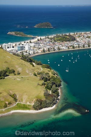 aerial;aerial-photo;aerial-photograph;aerial-photographs;aerial-photography;aerial-photos;aerial-view;aerial-views;aerials;Bay-of-Plenty;coast;coastal;coastline;coastlines;coasts;extinct-volcano;extinct-volcanoes;harbor;harbors;harbour;harbours;Mauao;Mount-Maunganui;Mt-Maunganui;Mt.-Maunganui;N.I.;N.Z.;New-Zealand;NI;North-Is;North-Is.;North-Island;NZ;ocean;oceans;Pilot-Bay;sea;shore;shoreline;shorelines;shores;Tauranga;Tauranga-Entrance;Tauranga-Harbor;Tauranga-Harbour;volcanic;volcanic-cone;volcanic-cones;volcano;volcanoes;water