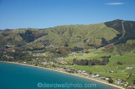 aerial;aerial-photo;aerial-photograph;aerial-photographs;aerial-photography;aerial-photos;aerial-view;aerial-views;aerials;agricultural;agriculture;beach;beaches;coast;coastal;coastline;coastlines;coasts;country;countryside;farm;farming;farmland;farms;field;fields;Golden-Bay;meadow;meadows;N.Z.;Nelson-Region;New-Zealand;NZ;ocean;oceans;paddock;paddocks;pasture;pastures;Pohara;Pohara-Beach;rural;S.I.;sea;seas;shore;shoreline;shorelines;shores;SI;South-Is.;South-Island;Takaka;water;wave;waves