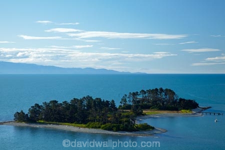 Harbour-Entrance;Haulashore-Island;island;islands;N.Z.;Nelson;Nelson-City;Nelson-District;Nelson-Haven;Nelson-Region;New-Zealand;NZ;S.I.;SI;South-Is;South-Is.;South-Island;Sth-Is;Tasman-Bay