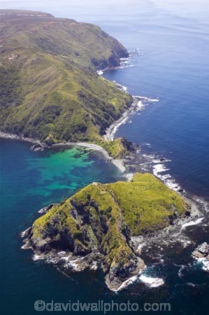aerial;aerials;blue;bluff;bluffs;cliff;cliffs;coast;coastal;coastline;Far-North;is;is.;murimotu-island;new-zealand;North-Cape;north-is.;north-island;northland;ocean;sand;scenic;sea;shore;shoreline;water;waterside;waves