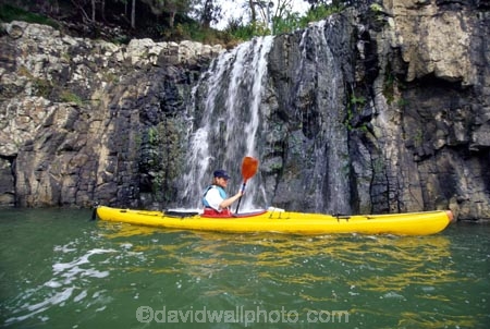 cascade;cascades;color;colors;colour;colours;green;kayak;kayaker;natural;nature;rivers;scene;scenic;sea-kayak;water;water-fall;water-falls;waterfall;waterfalls;wet