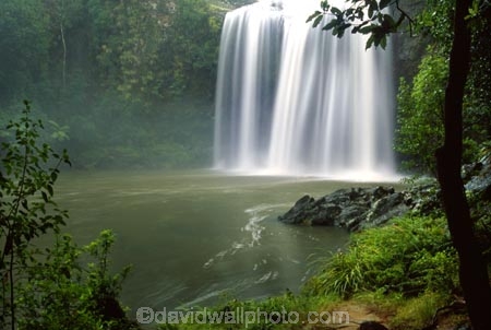 cascade;Color;Colour;Concept;Concepts;Daytime;Detail;Details;Ecosystem;Ecosystems;Exterior;Falling;falls;Foam;Foamy;Fresh;Freshness;natural;nature;Noise;Outdoor;Outdoors;Outside;Rock;Rocks;scene;scenic;Scenics;Stone;Stones;Water;water-fall;waterfall;waterfalls;White-water;Whitewater