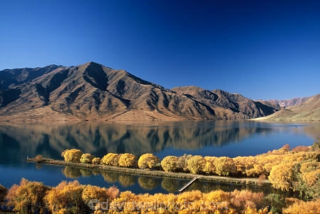 autumn;fall;hill;hills;lake;lakes;meridian;mountain;mountains;reflection;reflections;tree;trees;willow;willows