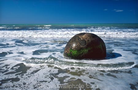 beach;beaches;boulder;coast;coastal;coastline;concretion;marble;marbles;rock;rocks;round;sand;shore;shoreline;wave