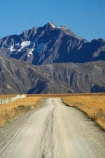 agriculture;Ahuriri-Valley;Birchwood-Road;country;countryside;drought;dry;dusty;farm;farming;farmland;farms;fence;fenceline;fencelines;fences;field;fields;gravel-road;gravel-roads;high-altitude;meadow;meadows;metal-road;metal-roads;metalled-road;metalled-roads;mount;mountain;mountain-peak;mountainous;mountains;mountainside;mt;mt.;New-Zealand;North-Otago;Otago;paddock;paddocks;pasture;pastures;peak;peaks;range;ranges;road;roads;rural;South-Island;straight;straights;summer;Waitaki-District