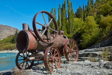 abandon;abandoned;automobiles;broken-down;broken_down;castaway;character;derelict;dereliction;desolate;desolation;destruction;discarded;engine;forgotten;gold-mining;goldmining;goldrush;heritage;historic;historic-place;historic-places;historical;historical-place;historical-places;history;machine;machinery;miners;N.Z.;neglect;neglected;New-Zealand;NZ;old;old-fashioned;old_fashioned;Otago;Queenstown;relic;relics;river;rivers;ruin;ruins;run-down;rust;rusted;rustic;rusting;rusty;S.I.;Shotover;Shotover-River;SI;South-Is;South-Is.;South-Island;Southern-Lakes;Southern-Lakes-District;Southern-Lakes-Region;steam-engine;steam-engines;Sth-Is;traction-engine;traction-engines;tradition;traditional;vehicle;vehicles;vintage;wheel;wheels;wreck;wrecks