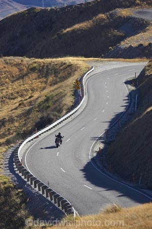 s-bend;s-bends;armco-barrier;armco-barriers;bend;bends;bike;biker;bikers;bikes;corner;corners;Crown-Range-Road;curve;curves;driving;high-altitude;highway;highways;motorbike;motorbiker;motorbikers;motorbikes;motorcycle;motorcycles;motorcyclist;motorcyclists;mountain-road;mountain-roads;N.Z.;New-Zealand;NZ;open-road;open-roads;Otago;Queenstown;road;road-trip;roads;s-bend;s-bends;s_bend;s_bends;S.I.;SI;South-Is.;South-Island;Southern-Lakes;Southern-Lakes-District;Southern-Lakes-Region;transport;transportation;travel;traveling;travelling;trip;Wanaka