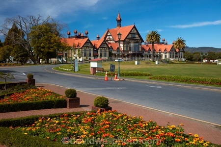 Bath-House;Bay-of-Plenty-Region;bloom;blooming;blooms;building;buildings;floral;flower;flower-bed;flower-beds;flower-garden;flower-gardens;flowers;garden;gardens;Government-Gardens;heritage;historic;historic-building;historic-buildings;historical;historical-building;historical-buildings;history;N.I.;N.Z.;New-Zealand;NI;North-Is;North-Island;Nth-Is;NZ;old;orange;orange-flowers;public-flower-garden;public-garden;public-gardens;Rotorua;Rotorua-Museum;tradition;traditional