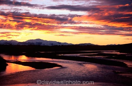 colour;color;colors;colours;orange;glow;rivers;mountains;cloud;clouds