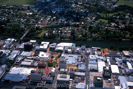 aerials;beach;beaches;bridge;bridges;curve;curves;house;houses;residential;rivers;town
