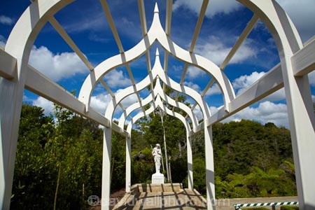 16th-century-English-renaissance-garden;botanic-garden;botanic-gardens;botanical-garden;botanical-gardens;Fantasy-Collection;Fantasy-Garden-Collection;garden;gardens;Hamilton-Garden;Hamilton-Gardens;N.Z.;New-Zealand;North-Is;North-Island;Nth-Is;NZ;public-garden;public-gardens;Tudor-Garden;Tudor-Gardens;Waikato;arch;arches