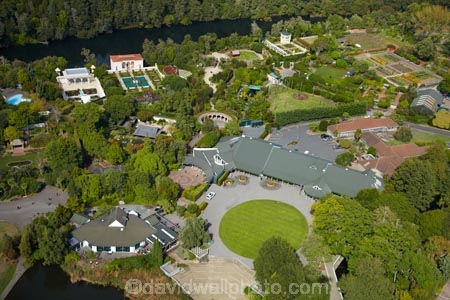 aerial;aerial-image;aerial-images;aerial-photo;aerial-photograph;aerial-photographs;aerial-photography;aerial-photos;aerial-view;aerial-views;aerials;botanic-garden;botanic-gardens;botanical-garden;botanical-gardens;garden;gardens;Hamilton;Hamilton-Garden;Hamilton-Gardens;N.Z.;New-Zealand;North-Is;North-Island;Nth-Is;NZ;public-garden;public-gardens;river;rivers;Waikato;Waikato-River