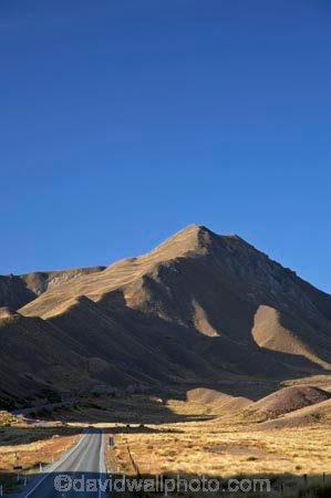 Central-Otago;centre-line;centre-lines;centre_line;centre_lines;centreline;centrelines;driving;high-country;highcountry;highland;highlands;highway;highways;Lindis-Pass;N.Z.;New-Zealand;North-Otago;NZ;open-road;open-roads;Otago;ridge;ridgeline;ridgelines;ridges;road;road-trip;roads;SI;snow-tussock;snow-tussocks;South-Island;State-Highway-8;State-Highway-Eight;straight;transport;transportation;travel;traveling;travelling;trip;tussock;tussock-land;tussock-lands;tussockland;tussocklands;tussocks;uplands