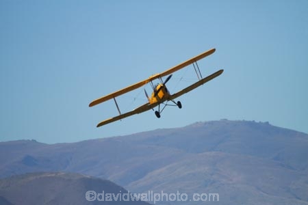 aeroplane;aeroplanes;air-craft;air-display;air-displays;air-force;air-show;air-shows;aircraft;airforce;airplane;airplanes;airshow;airshows;aviating;aviation;aviator;aviators;biplane;biplanes;De-Havilland-DH-82A-Tiger-Moth;De-Havilland-DH-82A-Tiger-Moths;De-Havilland-Tiger-Moth;De-Havilland-Tiger-Moths;demonstration;display;displays;flight;flights;fly;flying;historic;historical;N.Z.;new-zealand;nz;Old;Otago;plane;planes;S.I.;SI;sky;South-Is;south-island;Sth-Is;Tiger-Moth;Tiger-Moths;vintage;Wanaka;war;warbird;warbirds;Warbirds-over-Wanaka;ZK_BAH